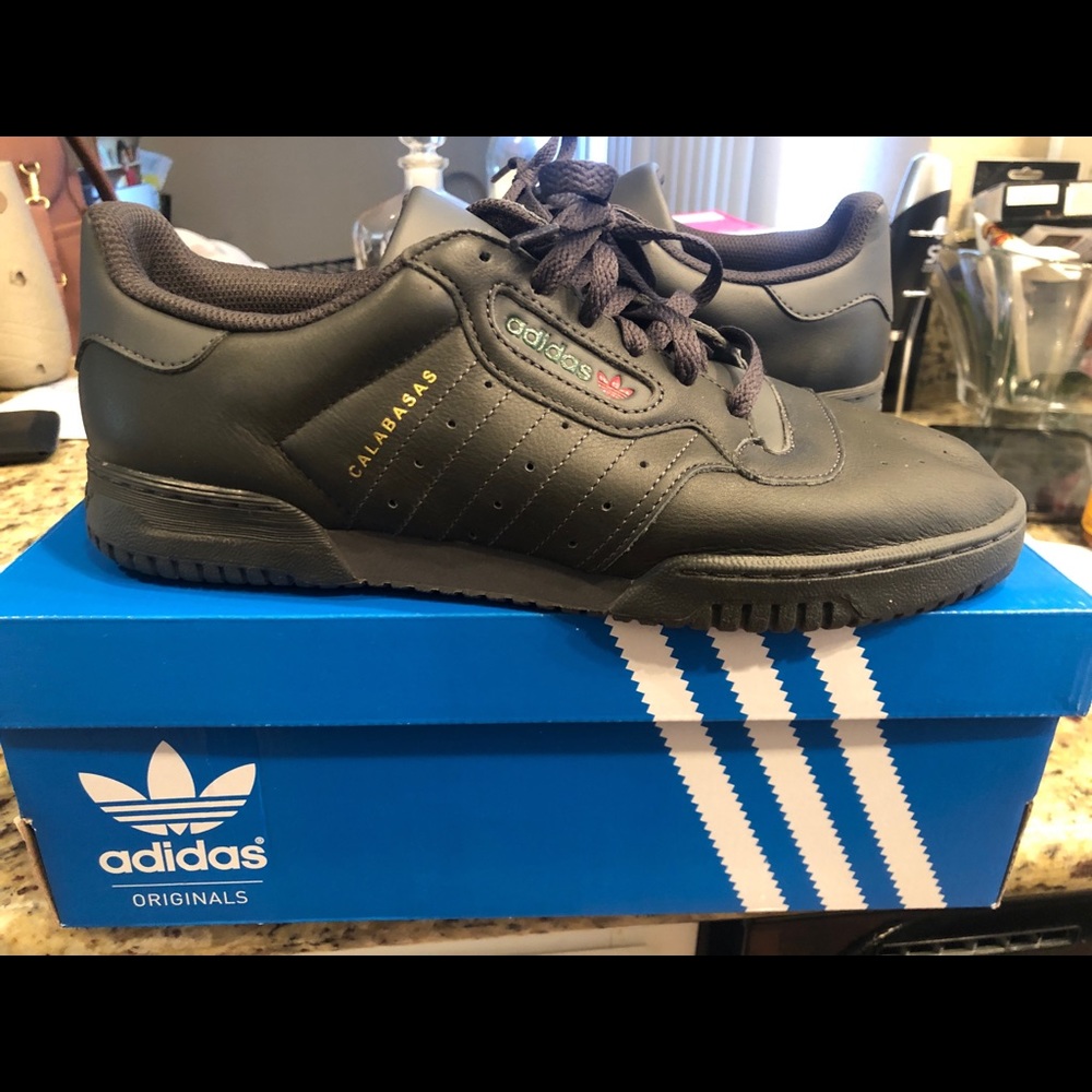 YEEZY Adidas Powerphase
